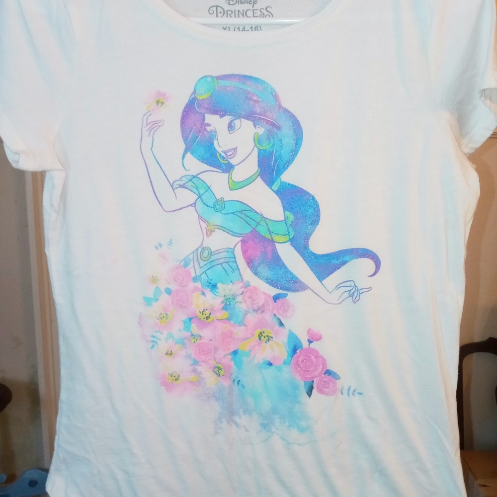 Girl's Disney Princess Ariel tee, size XL (14-16)
